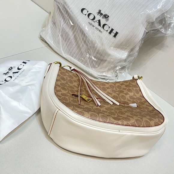 (new+tag) Coach style 38580 signature Sutton hobo w/ original dustbag - Picture 12 of 13